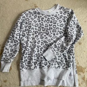 Cheetah sweatshirt